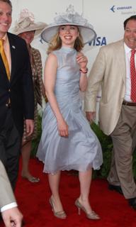 Chelsea Clinton feet photo thumbnail