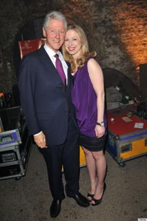 Chelsea Clinton feet photo thumbnail