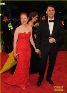 Chelsea Clinton feet photo thumbnail