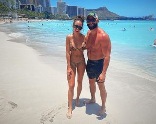 Chelsea Green feet photo thumbnail