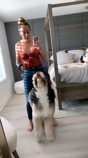 Chelsea Green feet photo thumbnail