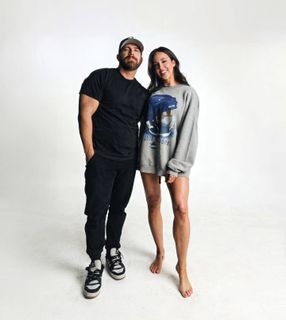 Chelsea Green feet photo 8