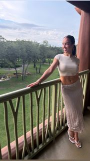 Chelsea Green feet photo 5