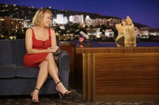 Chelsea Handler feet photo thumbnail