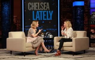 Chelsea Handler feet photo thumbnail
