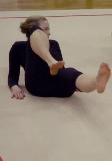 Chelsea Handler feet photo thumbnail