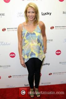 Chelsea Handler feet photo thumbnail