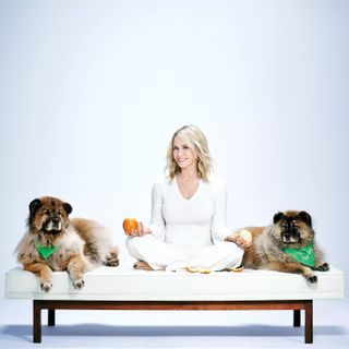 Chelsea Handler feet photo thumbnail