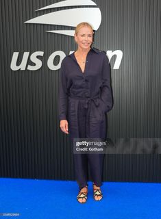 Chelsea Handler feet photo 17