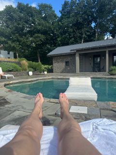 Chelsea Handler feet photo 13