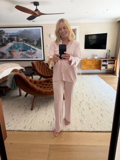 Chelsea Handler feet photo 9