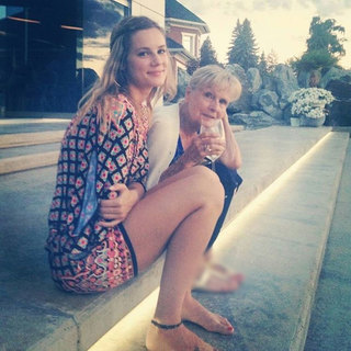 Chelsea Hobbs feet photo 3