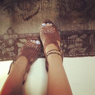 Chelsea Hobbs feet photo 2
