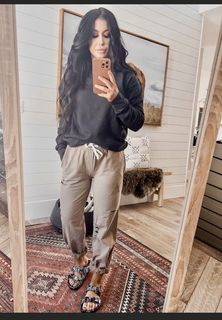 Chelsea Houska feet photo 3
