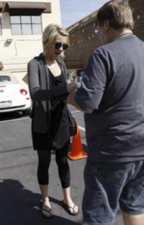 Chelsea Kane feet photo thumbnail