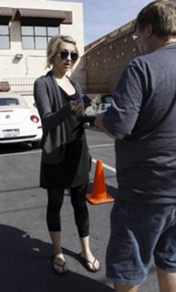 Chelsea Kane feet photo thumbnail