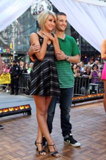 Chelsea Kane feet photo thumbnail