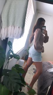 Chelsea McGehee feet photo 17