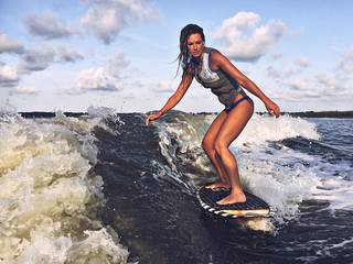 Chelsea Meissner feet photo 16