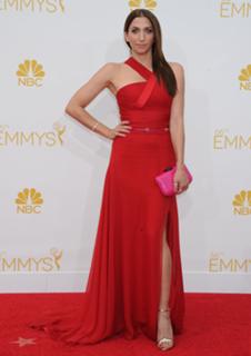Chelsea Peretti feet photo thumbnail