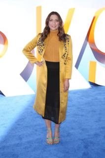 Chelsea Peretti feet photo thumbnail