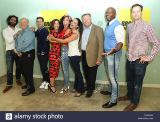 Chelsea Peretti feet photo thumbnail