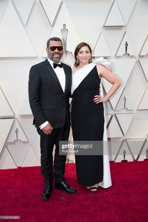 Chelsea Peretti feet photo thumbnail