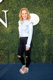 Chelsea Spack feet photo 11