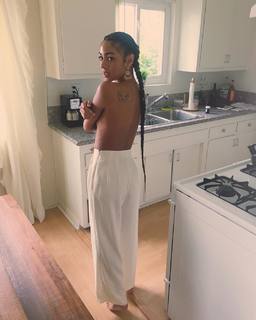 Chelsea Tavares feet photo 8