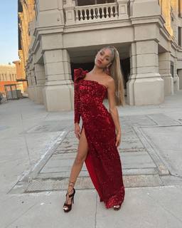 Chelsea Tavares feet photo 12