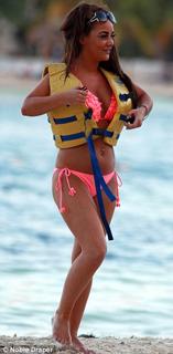Chelsee Healey feet photo 6