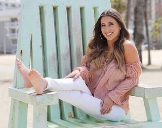 Chelsie Hill feet photo 10