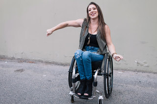 Chelsie Hill feet photo 7