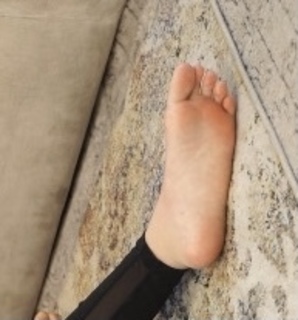 Chelsie Hill feet photo 8