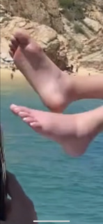Chelsie Hill feet photo 7