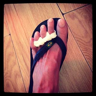 Chely Wright feet photo 8