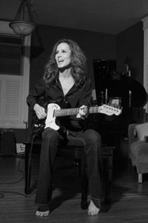 Chely Wright feet photo 18