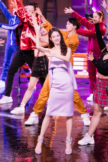 Chen Jin feet photo 17
