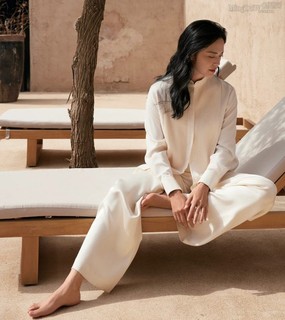 Chen Yao feet photo 3