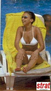 Chenoa feet photo 17