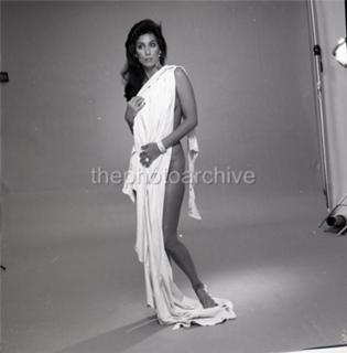Cher feet photo thumbnail