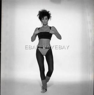 Cher feet photo thumbnail