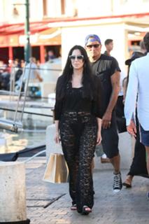 Cher feet photo thumbnail