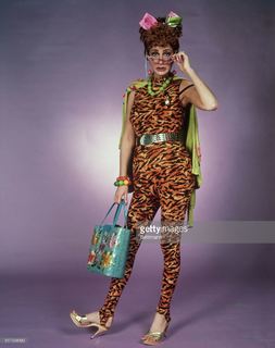 Cher feet photo thumbnail