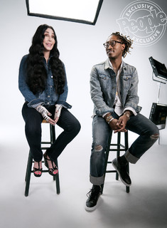 Cher feet photo thumbnail