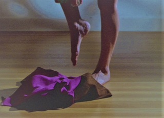 Cher feet photo thumbnail