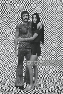 Cher feet photo thumbnail