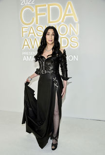 Cher feet photo thumbnail