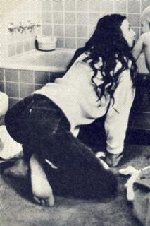 Cher feet photo thumbnail