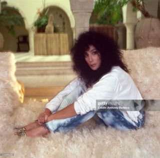 Cher feet photo thumbnail